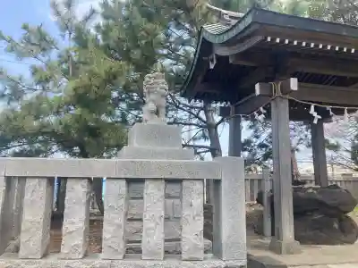 久里浜住吉神社の{uncategorized: "未分類", other: "その他", undefined: "問題あり", building: "その他建物", grave: "お墓", sacred_gate: "鳥居", guardian: "狛犬", statue: "像", buddha: "仏像", history: "歴史", nature: "自然", garden: "庭園", animal: "動物", pagoda: "塔", temizu: "手水舎", mountain_gate: "山門・神門", sanctuary: "本殿・本堂", subordinate: "末社・摂社", art: "芸術", scenery: "景色", jizo: "地蔵", ema: "絵馬", goshuin: "御朱印", omikuji: "おみくじ", items: "授与品その他", amulet: "お守り", goshuincho: "御朱印帳", eats: "食事", festival: "お祭り", votive_dance: "神楽", shichigosan: "七五三参", wedding: "結婚式", experience: "体験その他", initially: "初詣", around: "周辺", anti_infection: "感染症対策"}