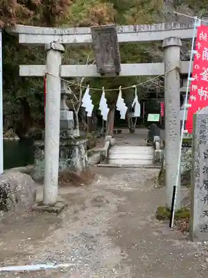 涌釜神社の鳥居