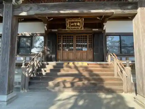 西方寺の{uncategorized: "未分類", other: "その他", undefined: "問題あり", building: "その他建物", grave: "お墓", sacred_gate: "鳥居", guardian: "狛犬", statue: "像", buddha: "仏像", history: "歴史", nature: "自然", garden: "庭園", animal: "動物", pagoda: "塔", temizu: "手水舎", mountain_gate: "山門・神門", sanctuary: "本殿・本堂", subordinate: "末社・摂社", art: "芸術", scenery: "景色", jizo: "地蔵", ema: "絵馬", goshuin: "御朱印", omikuji: "おみくじ", items: "授与品その他", amulet: "お守り", goshuincho: "御朱印帳", eats: "食事", festival: "お祭り", votive_dance: "神楽", shichigosan: "七五三参", wedding: "結婚式", experience: "体験その他", initially: "初詣", around: "周辺", anti_infection: "感染症対策"}