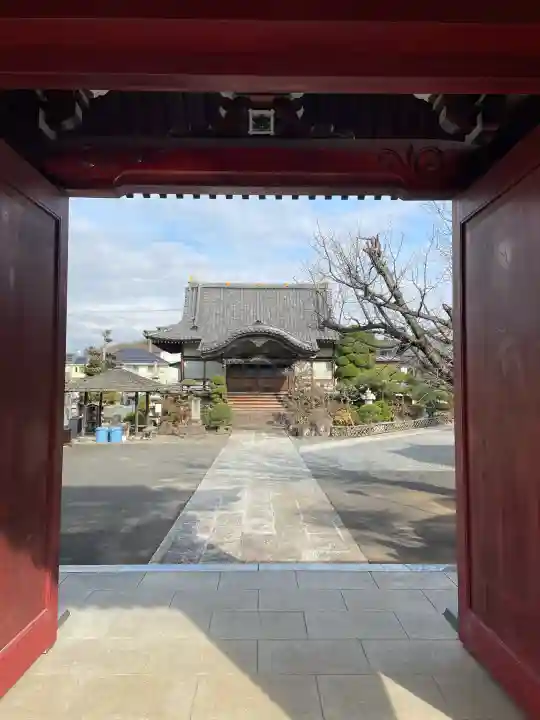眞隆寺の{uncategorized: "未分類", other: "その他", undefined: "問題あり", building: "その他建物", grave: "お墓", sacred_gate: "鳥居", guardian: "狛犬", statue: "像", buddha: "仏像", history: "歴史", nature: "自然", garden: "庭園", animal: "動物", pagoda: "塔", temizu: "手水舎", mountain_gate: "山門・神門", sanctuary: "本殿・本堂", subordinate: "末社・摂社", art: "芸術", scenery: "景色", jizo: "地蔵", ema: "絵馬", goshuin: "御朱印", omikuji: "おみくじ", items: "授与品その他", amulet: "お守り", goshuincho: "御朱印帳", eats: "食事", festival: "お祭り", votive_dance: "神楽", shichigosan: "七五三参", wedding: "結婚式", experience: "体験その他", initially: "初詣", around: "周辺", anti_infection: "感染症対策"}