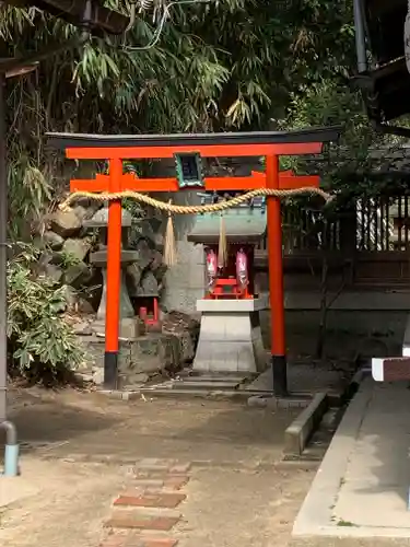諏訪神社・諏訪山稲荷神社の末社・摂社
