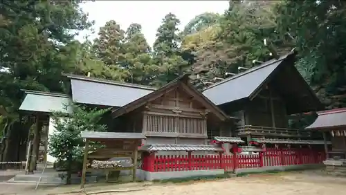 高倉神社の本殿・本堂
