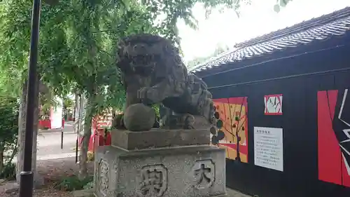 鴻神社の狛犬