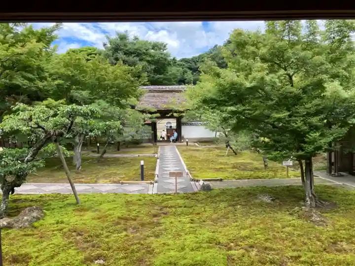 長壽寺(長寿寺)の山門・神門
