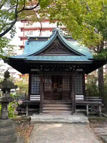 善知鳥神社の本殿