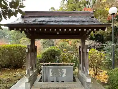天台宗　長窪山　正覚寺の手水舎