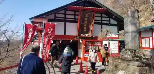 鼻顔稲荷神社の本殿