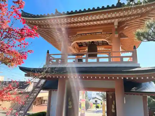 龍谷寺の山門・神門