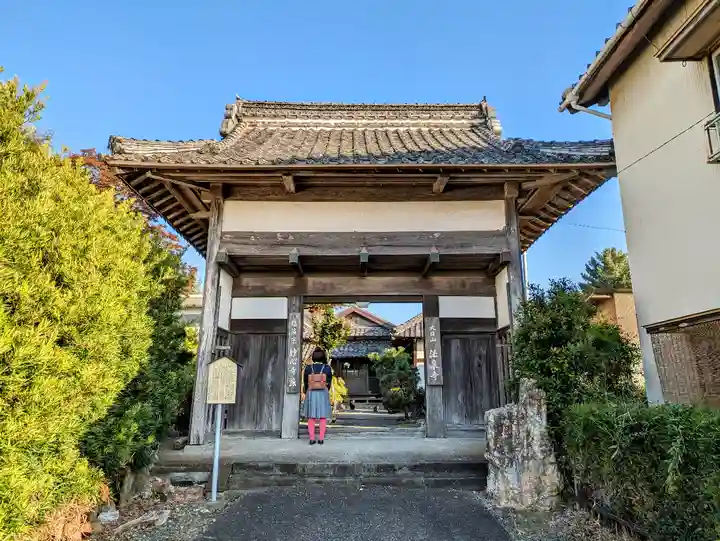 法泉寺の山門・神門