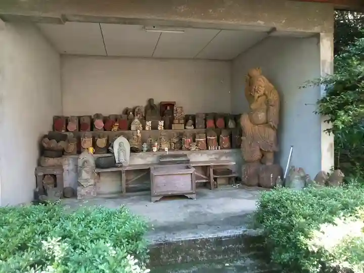 円通寺の像