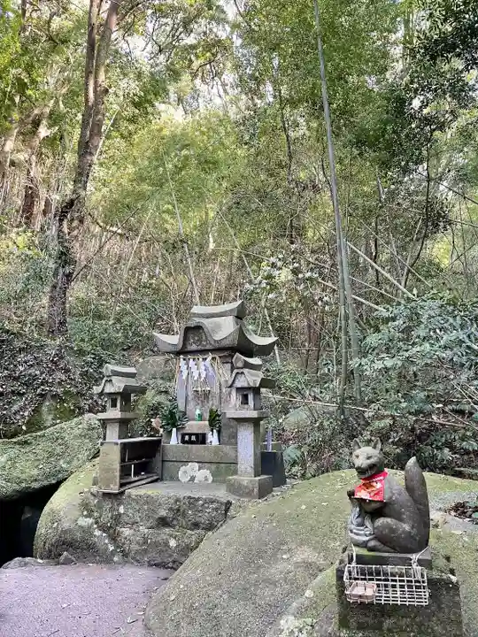 石穴稲荷神社(福岡県)