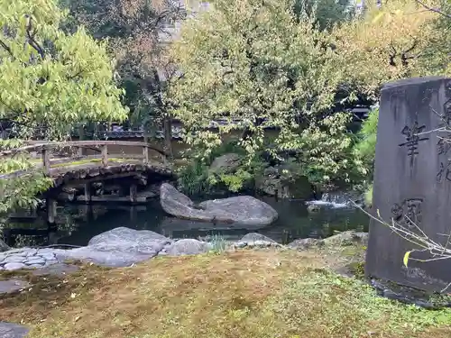 湯島天満宮の庭園