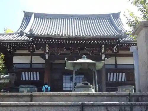 妙蓮寺の本殿・本堂