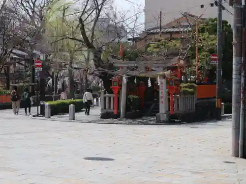 辰巳大明神のその他建物