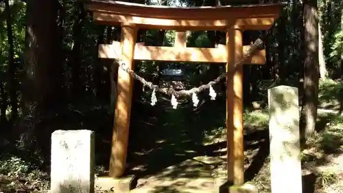 御霊神社の鳥居