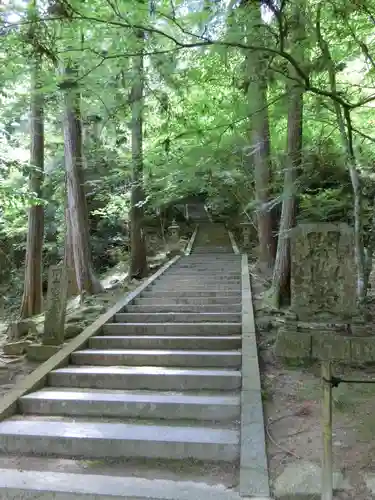 佛通寺の建物その他