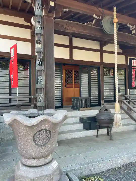福徳院不動尊の{uncategorized: "未分類", other: "その他", undefined: "問題あり", building: "その他建物", grave: "お墓", sacred_gate: "鳥居", guardian: "狛犬", statue: "像", buddha: "仏像", history: "歴史", nature: "自然", garden: "庭園", animal: "動物", pagoda: "塔", temizu: "手水舎", mountain_gate: "山門・神門", sanctuary: "本殿・本堂", subordinate: "末社・摂社", art: "芸術", scenery: "景色", jizo: "地蔵", ema: "絵馬", goshuin: "御朱印", omikuji: "おみくじ", items: "授与品その他", amulet: "お守り", goshuincho: "御朱印帳", eats: "食事", festival: "お祭り", votive_dance: "神楽", shichigosan: "七五三参", wedding: "結婚式", experience: "体験その他", initially: "初詣", around: "周辺", anti_infection: "感染症対策"}