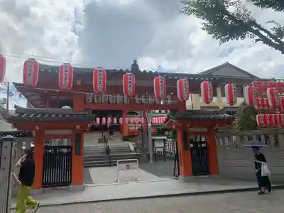 善國寺の山門・神門