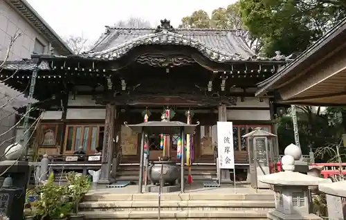 真福寺の本殿・本堂