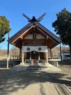 石山神社の{uncategorized: "未分類", other: "その他", undefined: "問題あり", building: "その他建物", grave: "お墓", sacred_gate: "鳥居", guardian: "狛犬", statue: "像", buddha: "仏像", history: "歴史", nature: "自然", garden: "庭園", animal: "動物", pagoda: "塔", temizu: "手水舎", mountain_gate: "山門・神門", sanctuary: "本殿・本堂", subordinate: "末社・摂社", art: "芸術", scenery: "景色", jizo: "地蔵", ema: "絵馬", goshuin: "御朱印", omikuji: "おみくじ", items: "授与品その他", amulet: "お守り", goshuincho: "御朱印帳", eats: "食事", festival: "お祭り", votive_dance: "神楽", shichigosan: "七五三参", wedding: "結婚式", experience: "体験その他", initially: "初詣", around: "周辺", anti_infection: "感染症対策"}
