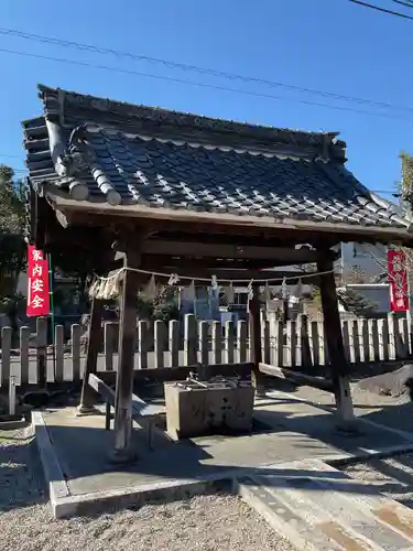 星神社の手水舎