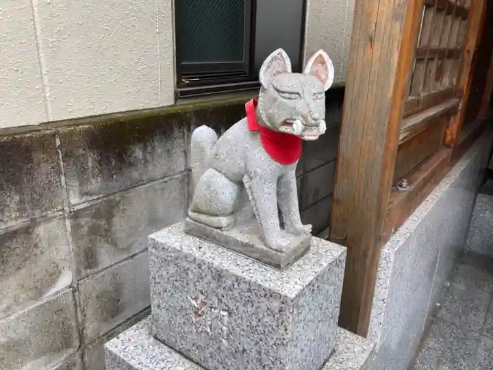 稲守稲荷神社の狛犬