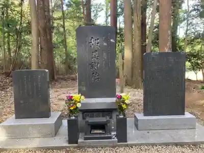 日蓮大聖人経塚・道善御房供養塚(妙長寺 奥の院 加名盛祖師堂)(千葉県)
