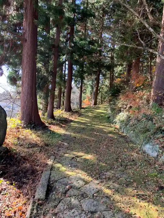 成島八幡神社の周辺