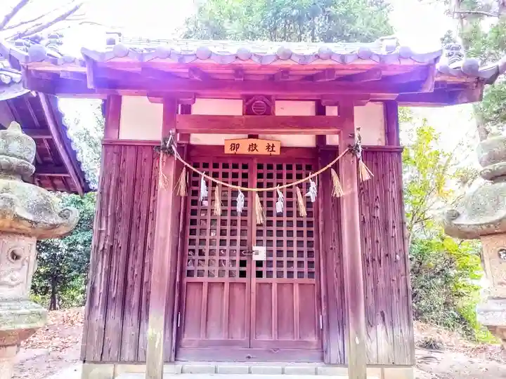 酒井神社の末社・摂社