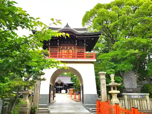 荒井神社の山門