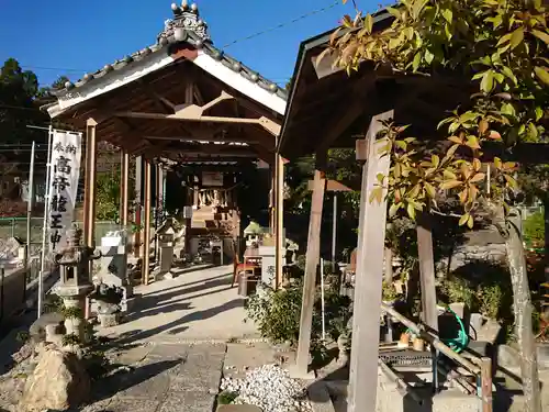 髙帝龍王龍神社（白山宮末社）のその他建物