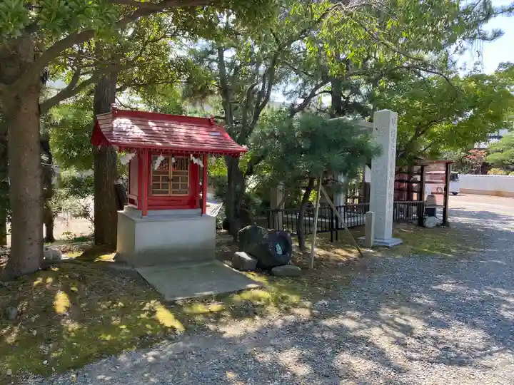 三社神社の末社・摂社