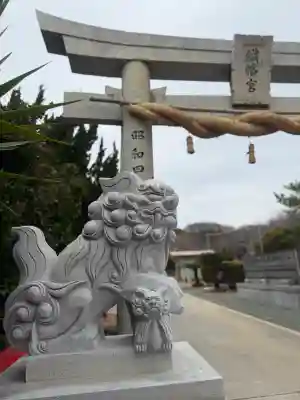 織幡神社の{uncategorized: "未分類", other: "その他", undefined: "問題あり", building: "その他建物", grave: "お墓", sacred_gate: "鳥居", guardian: "狛犬", statue: "像", buddha: "仏像", history: "歴史", nature: "自然", garden: "庭園", animal: "動物", pagoda: "塔", temizu: "手水舎", mountain_gate: "山門・神門", sanctuary: "本殿・本堂", subordinate: "末社・摂社", art: "芸術", scenery: "景色", jizo: "地蔵", ema: "絵馬", goshuin: "御朱印", omikuji: "おみくじ", items: "授与品その他", amulet: "お守り", goshuincho: "御朱印帳", eats: "食事", festival: "お祭り", votive_dance: "神楽", shichigosan: "七五三参", wedding: "結婚式", experience: "体験その他", initially: "初詣", around: "周辺", anti_infection: "感染症対策"}