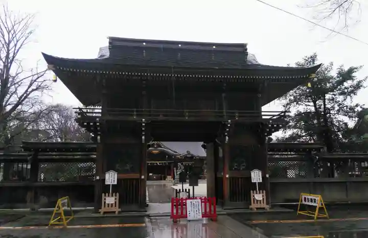 諏訪神社の山門・神門