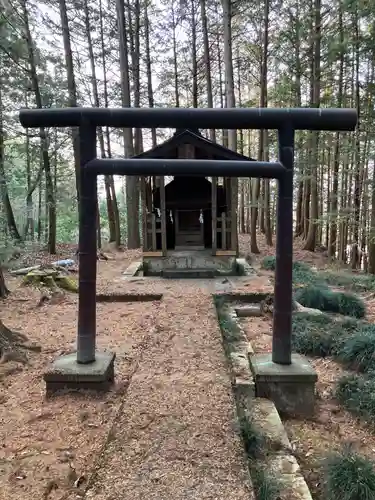 千勝神社・諏訪神社の鳥居