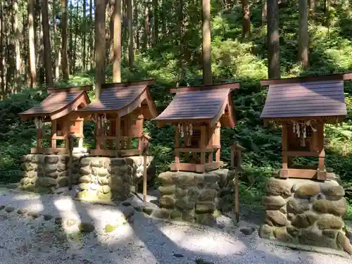 不動尊の末社・摂社