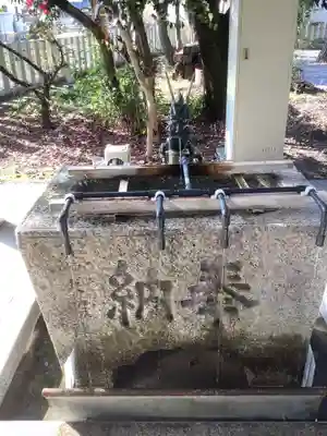 結神社の手水舎
