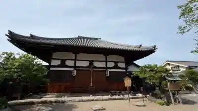 飛鳥寺の{uncategorized: "未分類", other: "その他", undefined: "問題あり", building: "その他建物", grave: "お墓", sacred_gate: "鳥居", guardian: "狛犬", statue: "像", buddha: "仏像", history: "歴史", nature: "自然", garden: "庭園", animal: "動物", pagoda: "塔", temizu: "手水舎", mountain_gate: "山門・神門", sanctuary: "本殿・本堂", subordinate: "末社・摂社", art: "芸術", scenery: "景色", jizo: "地蔵", ema: "絵馬", goshuin: "御朱印", omikuji: "おみくじ", items: "授与品その他", amulet: "お守り", goshuincho: "御朱印帳", eats: "食事", festival: "お祭り", votive_dance: "神楽", shichigosan: "七五三参", wedding: "結婚式", experience: "体験その他", initially: "初詣", around: "周辺", anti_infection: "感染症対策"}