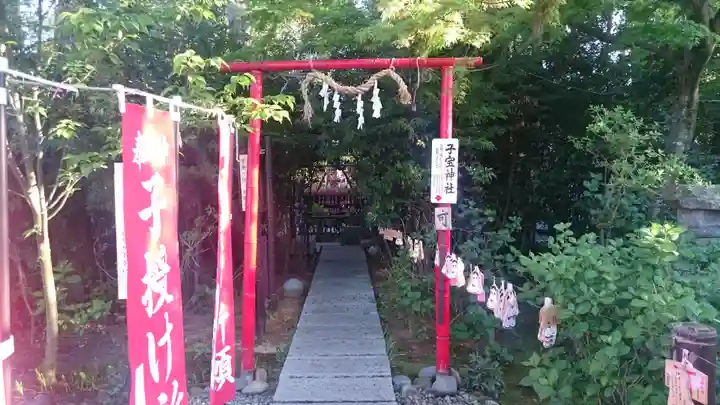 安住神社の末社・摂社