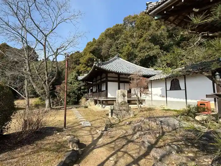 根来寺の{uncategorized: "未分類", other: "その他", undefined: "問題あり", building: "その他建物", grave: "お墓", sacred_gate: "鳥居", guardian: "狛犬", statue: "像", buddha: "仏像", history: "歴史", nature: "自然", garden: "庭園", animal: "動物", pagoda: "塔", temizu: "手水舎", mountain_gate: "山門・神門", sanctuary: "本殿・本堂", subordinate: "末社・摂社", art: "芸術", scenery: "景色", jizo: "地蔵", ema: "絵馬", goshuin: "御朱印", omikuji: "おみくじ", items: "授与品その他", amulet: "お守り", goshuincho: "御朱印帳", eats: "食事", festival: "お祭り", votive_dance: "神楽", shichigosan: "七五三参", wedding: "結婚式", experience: "体験その他", initially: "初詣", around: "周辺", anti_infection: "感染症対策"}