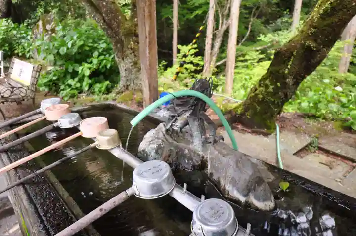 熊谷寺の手水舎