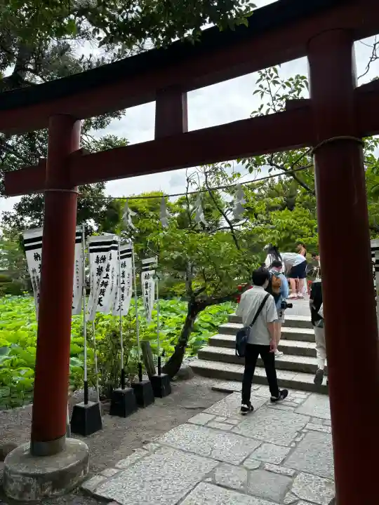 旗上弁財天社の{uncategorized: "未分類", other: "その他", undefined: "問題あり", building: "その他建物", grave: "お墓", sacred_gate: "鳥居", guardian: "狛犬", statue: "像", buddha: "仏像", history: "歴史", nature: "自然", garden: "庭園", animal: "動物", pagoda: "塔", temizu: "手水舎", mountain_gate: "山門・神門", sanctuary: "本殿・本堂", subordinate: "末社・摂社", art: "芸術", scenery: "景色", jizo: "地蔵", ema: "絵馬", goshuin: "御朱印", omikuji: "おみくじ", items: "授与品その他", amulet: "お守り", goshuincho: "御朱印帳", eats: "食事", festival: "お祭り", votive_dance: "神楽", shichigosan: "七五三参", wedding: "結婚式", experience: "体験その他", initially: "初詣", around: "周辺", anti_infection: "感染症対策"}