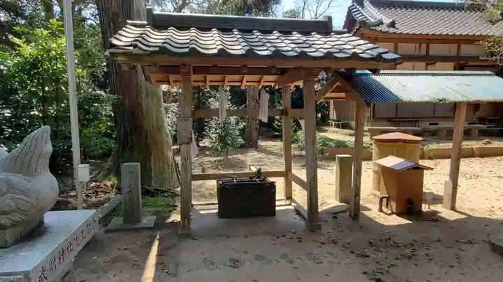 武射神社の手水舎