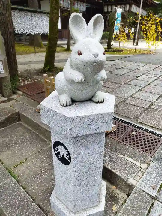 岡崎神社の狛犬