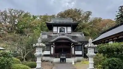薬王山　東光寺の本殿
