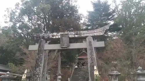 宝八幡宮の鳥居