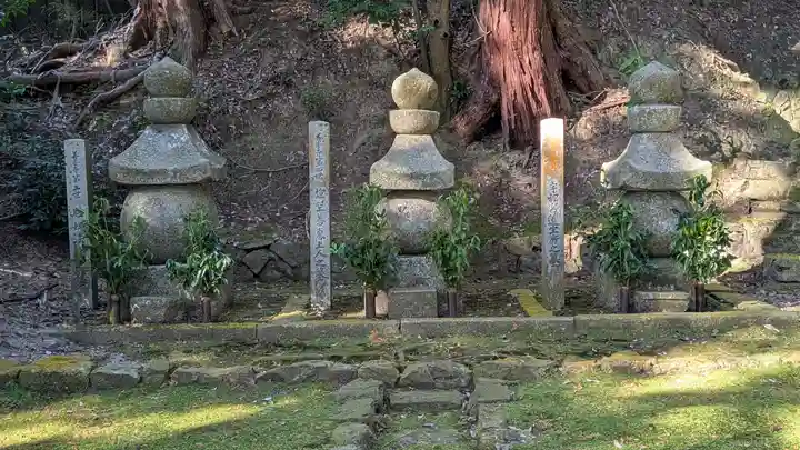 青蓮院宮墓地(京都府)