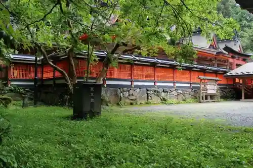 丹生都比売神社の本殿