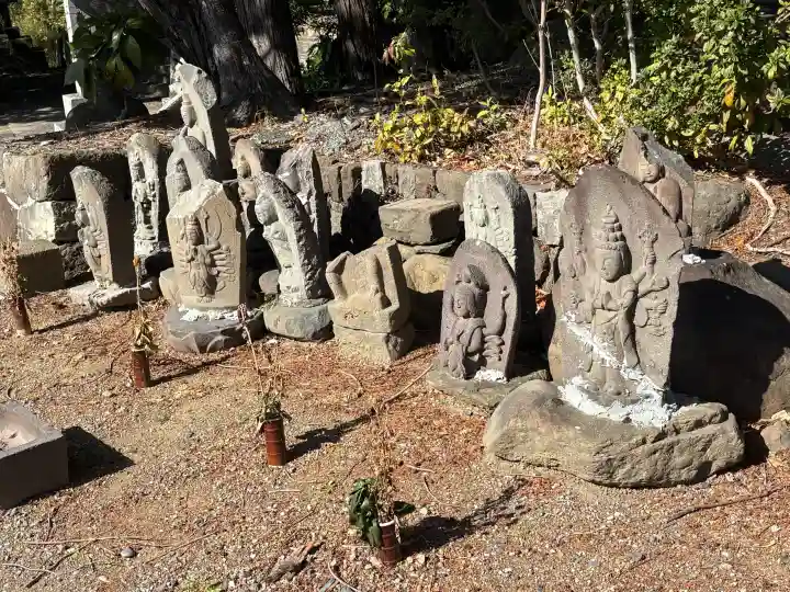 清水寺の{uncategorized: "未分類", other: "その他", undefined: "問題あり", building: "その他建物", grave: "お墓", sacred_gate: "鳥居", guardian: "狛犬", statue: "像", buddha: "仏像", history: "歴史", nature: "自然", garden: "庭園", animal: "動物", pagoda: "塔", temizu: "手水舎", mountain_gate: "山門・神門", sanctuary: "本殿・本堂", subordinate: "末社・摂社", art: "芸術", scenery: "景色", jizo: "地蔵", ema: "絵馬", goshuin: "御朱印", omikuji: "おみくじ", items: "授与品その他", amulet: "お守り", goshuincho: "御朱印帳", eats: "食事", festival: "お祭り", votive_dance: "神楽", shichigosan: "七五三参", wedding: "結婚式", experience: "体験その他", initially: "初詣", around: "周辺", anti_infection: "感染症対策"}