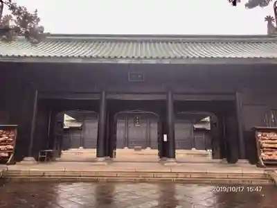 湯島聖堂の山門・神門